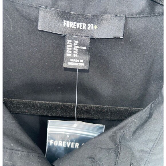 Women's Forever 21+ Black Flutteer Sleeve Woven Shirt Dress Size 3X - Picture 6 of 7